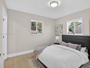 2805 NW 210th Ter, Miami Gardens FL 33056