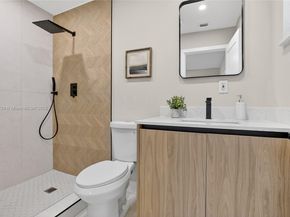 2805 NW 210th Ter, Miami Gardens FL 33056