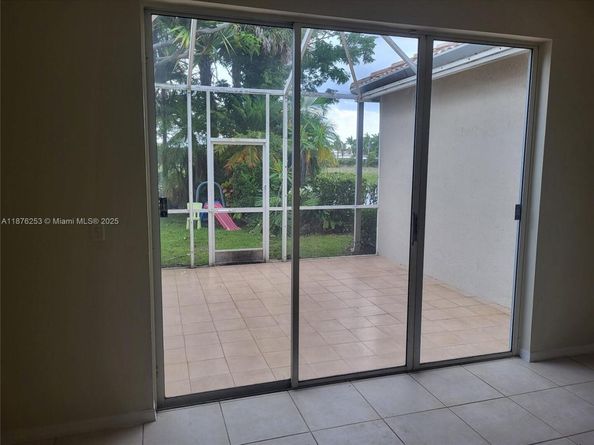 13012 NW 8th St, Pembroke Pines FL 33028