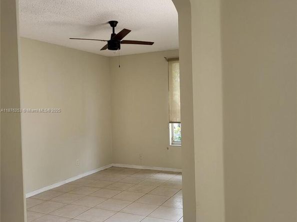 13012 NW 8th St, Pembroke Pines FL 33028