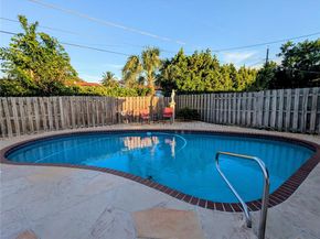 3031 N 74th Ave, Hollywood FL 33024