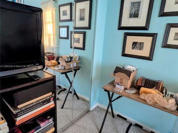 3031 N 74th Ave, Hollywood FL 33024