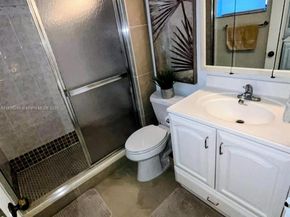 3031 N 74th Ave, Hollywood FL 33024