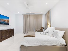 2420 SW 24th St, Miami FL 33145