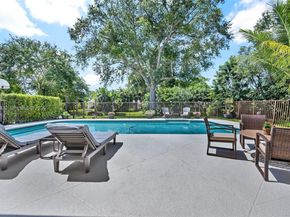 11850 Oak Leaf Dr., Davie FL 33330