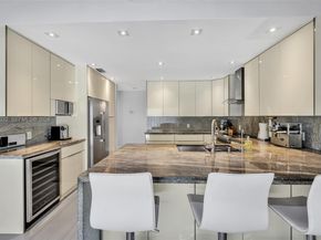 11850 Oak Leaf Dr., Davie FL 33330