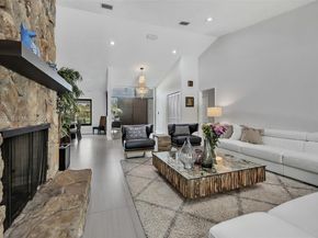 11850 Oak Leaf Dr., Davie FL 33330