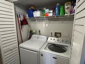 200 W Palm Cir W 104, Pembroke Pines FL 33025