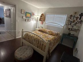 200 W Palm Cir W 104, Pembroke Pines FL 33025