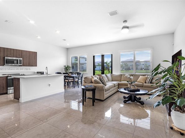 4538 SW 173rd Ave, Miramar FL 33029