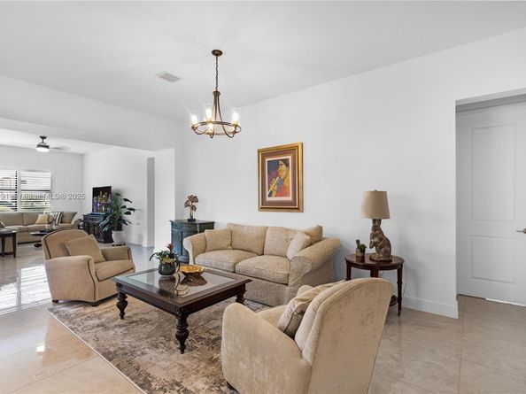 4538 SW 173rd Ave, Miramar FL 33029