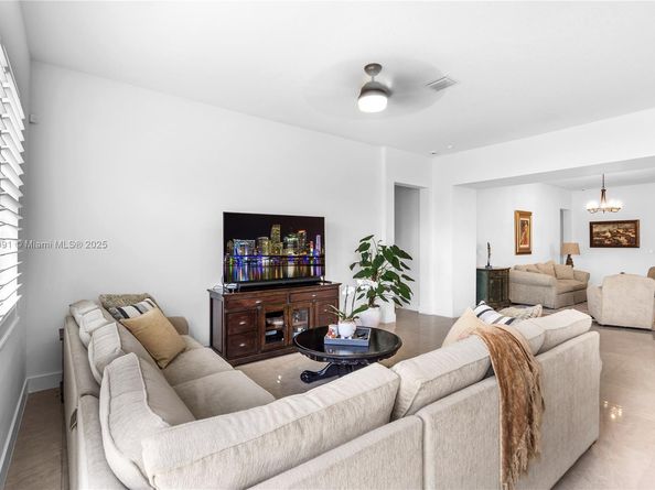 4538 SW 173rd Ave, Miramar FL 33029