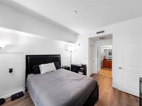 7350 SW 89th St 411S, Miami FL 33156