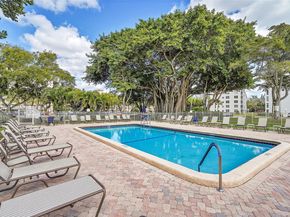 2681 S Course Dr 912, Pompano Beach FL 33069