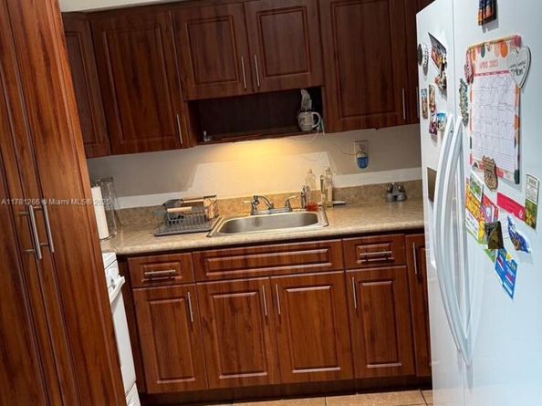 4250 SW 67th Ave 48, Miami FL 33155