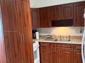 4250 SW 67th Ave 48, Miami FL 33155