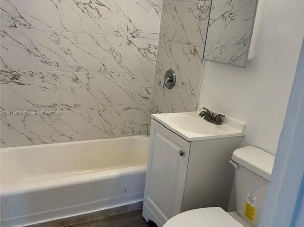 5019 NE 19th Ter, Pompano Beach FL 33064