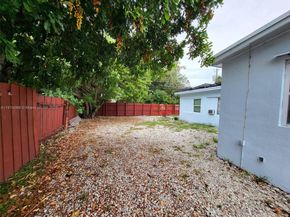 5019 NE 19th Ter, Pompano Beach FL 33064