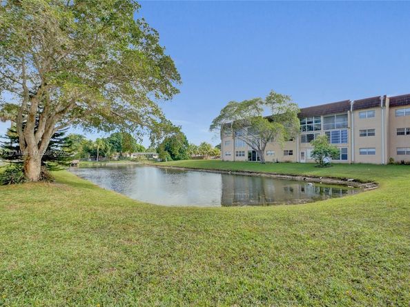 2780 N Pine Island Rd 112, Sunrise FL 33322