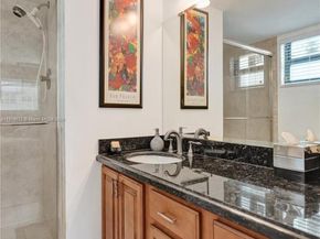 2780 N Pine Island Rd 112, Sunrise FL 33322