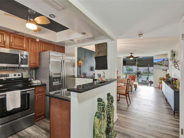 2780 N Pine Island Rd 112, Sunrise FL 33322