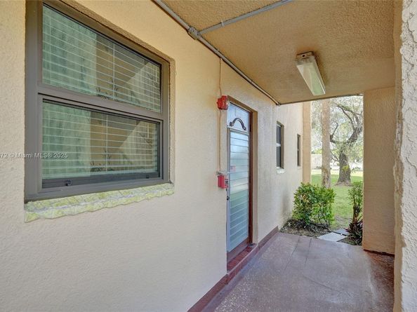 2780 N Pine Island Rd 112, Sunrise FL 33322