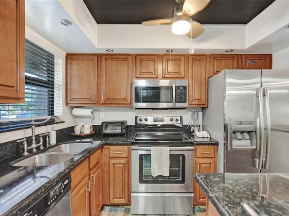 2780 N Pine Island Rd 112, Sunrise FL 33322