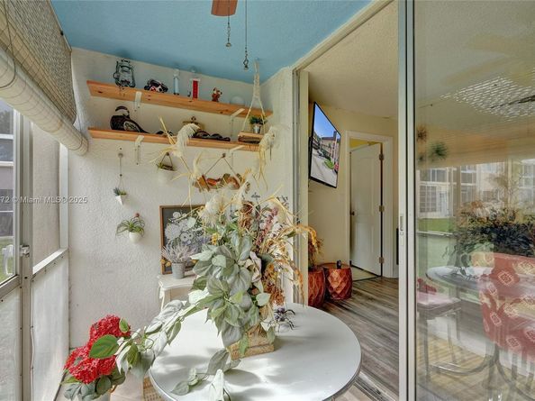 2780 N Pine Island Rd 112, Sunrise FL 33322