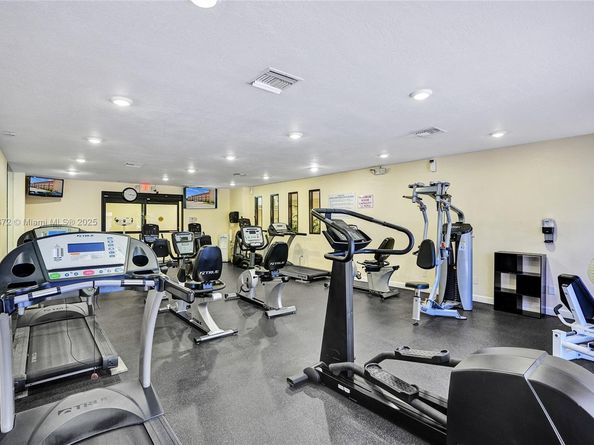 2780 N Pine Island Rd 112, Sunrise FL 33322