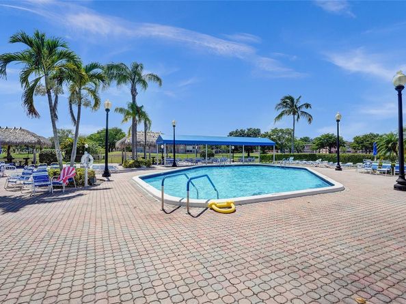 2780 N Pine Island Rd 112, Sunrise FL 33322