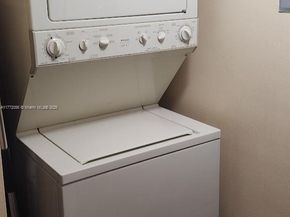 3545 Magellan Cir 3525, Aventura FL 33180