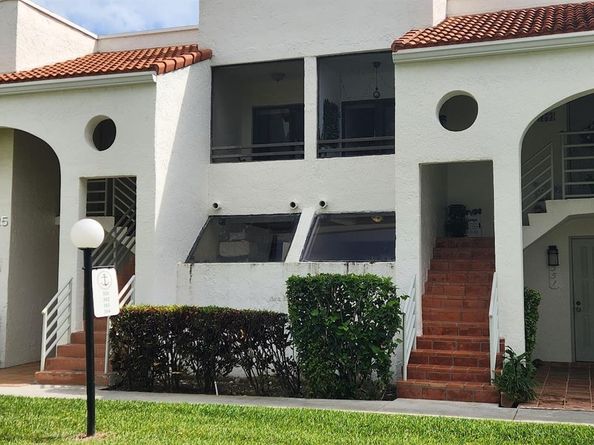 3545 Magellan Cir 3525, Aventura FL 33180