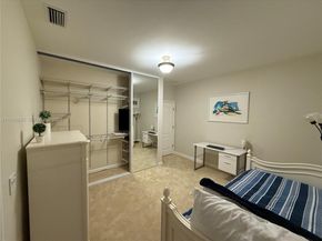 2607 Holy Cross Ln, Lake Worth FL 33460