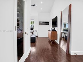 12432 NW 10th Ct D13, Coral Springs FL 33071