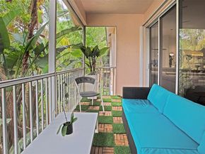 12432 NW 10th Ct D13, Coral Springs FL 33071