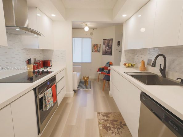 12750 SW 15th St 106D, Pembroke Pines FL 33027