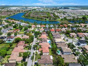 2022 SE 18th St, Homestead FL 33035