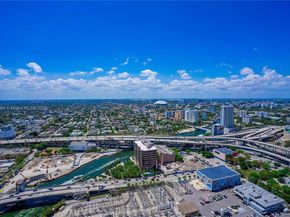 92 SW 3rd St 4509, Miami FL 33130
