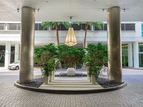 92 SW 3rd St 4509, Miami FL 33130
