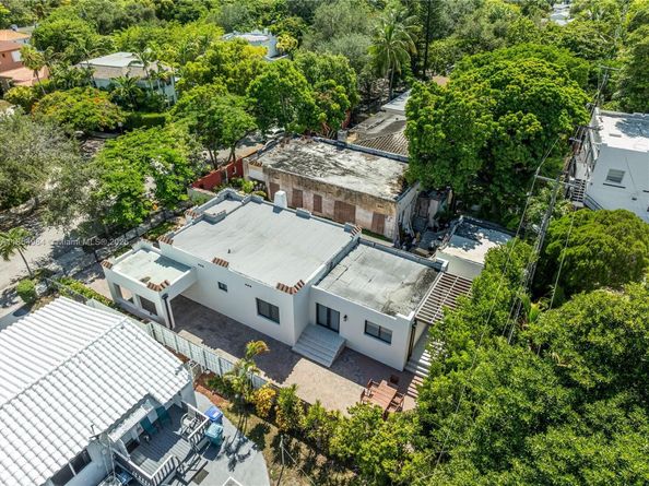169 NE 48th St, Miami FL 33137