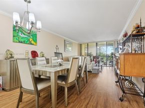 5732 Coral Lake Dr 308, Margate FL 33063