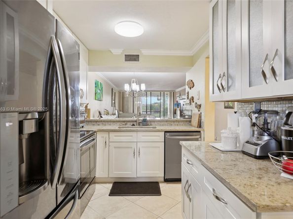 5732 Coral Lake Dr 308, Margate FL 33063
