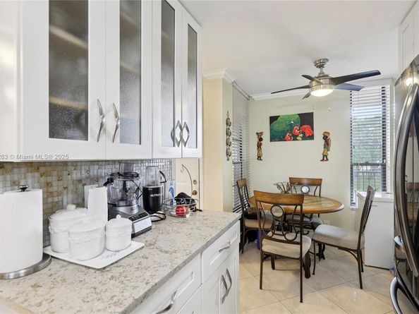5732 Coral Lake Dr 308, Margate FL 33063