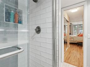 5732 Coral Lake Dr 308, Margate FL 33063