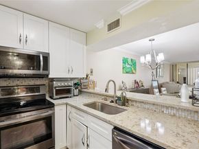 5732 Coral Lake Dr 308, Margate FL 33063