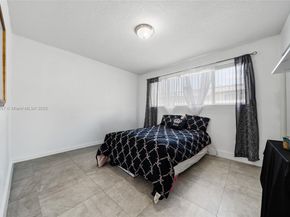 2100 NW 154th St, Miami Gardens FL 33054