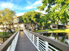 9723 N New River Canal Road 416, Plantation FL 33324