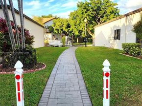 9723 N New River Canal Road 416, Plantation FL 33324