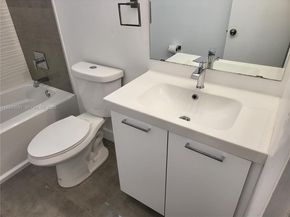 9723 N New River Canal Road 416, Plantation FL 33324