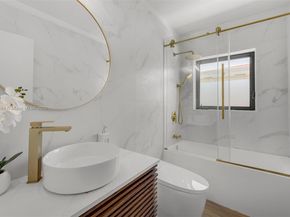 1370 71st St, Miami Beach FL 33141
